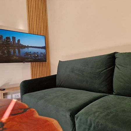 Apartaments Mimani 2 بيرات المظهر الخارجي الصورة
